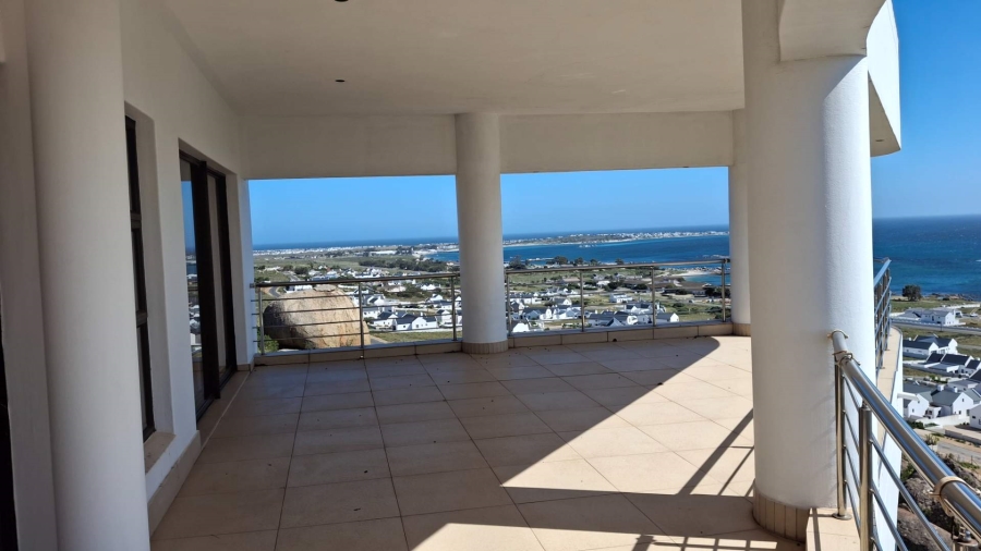 5 Bedroom Property for Sale in Blueberry Hill Western Cape